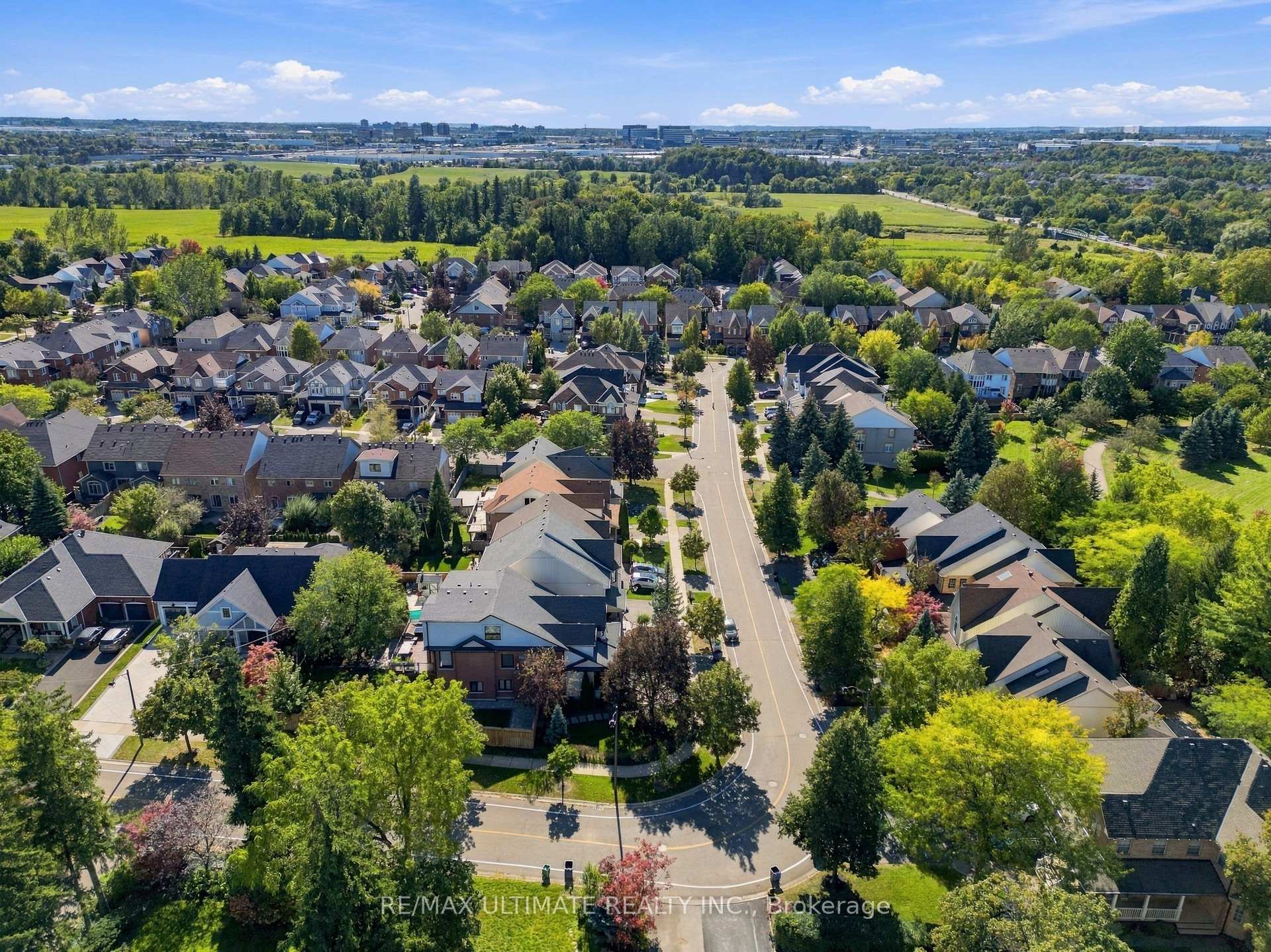 Photo 59 of 6926 Early Settler Row, Mississauga, Meadowvale Village — HOMEH