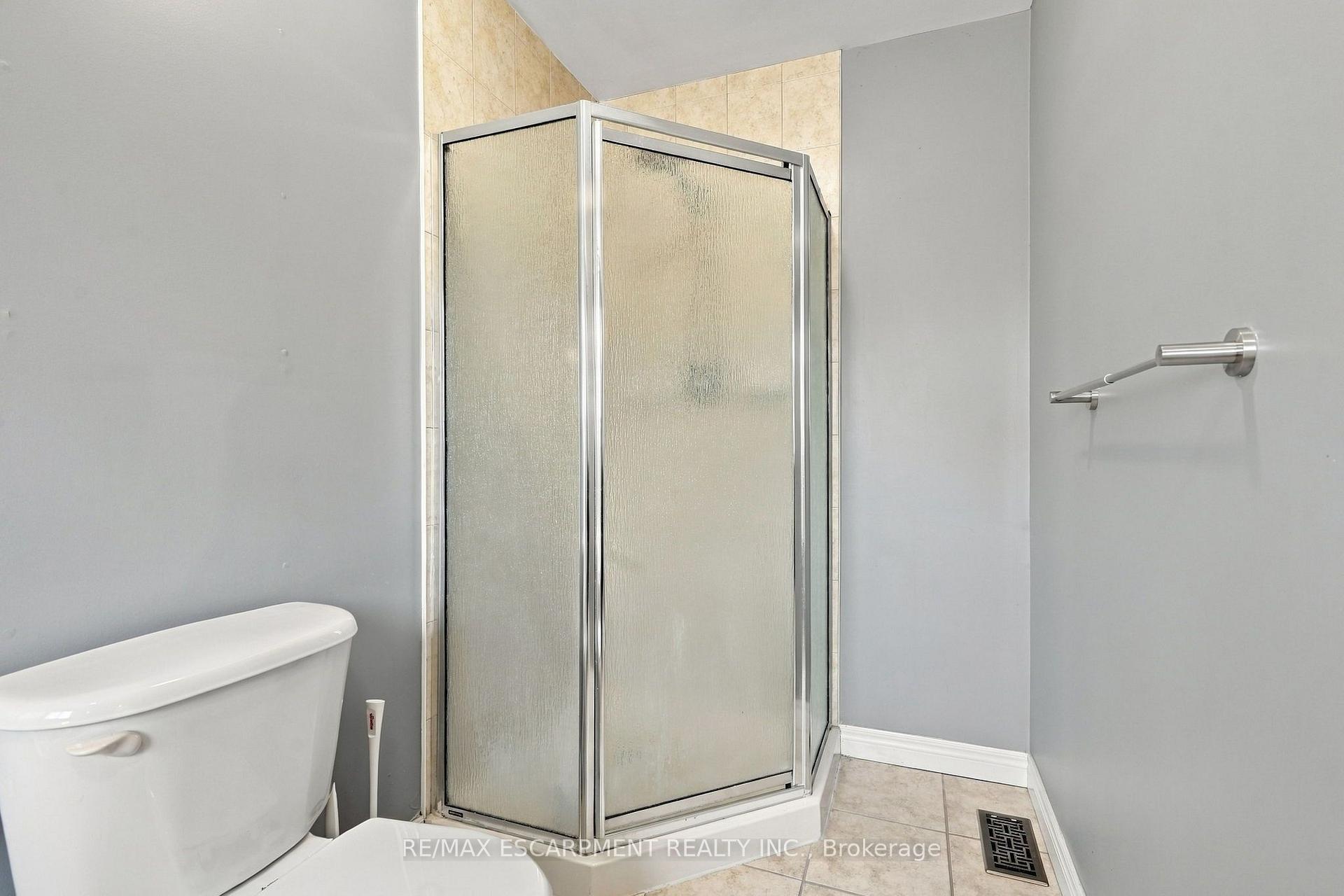Photo 29 of 194 Southbrook Drive, Hamilton, Binbrook — HOMEH