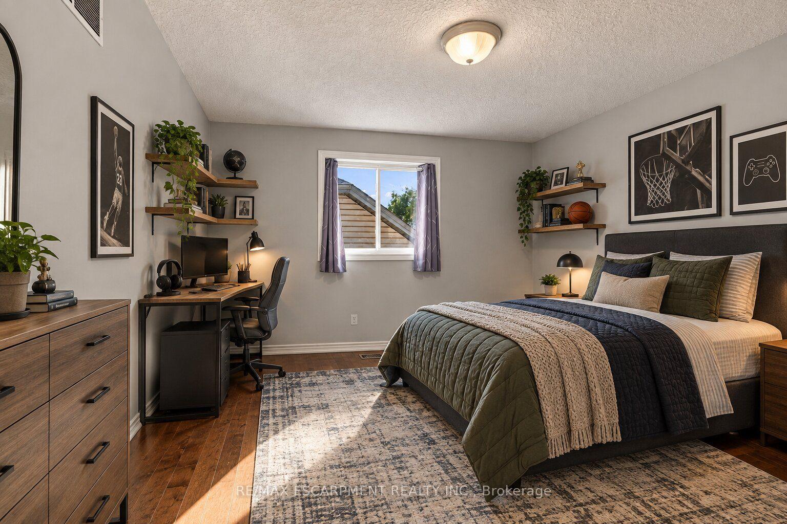 Photo 31 of 194 Southbrook Drive, Hamilton, Binbrook — HOMEH