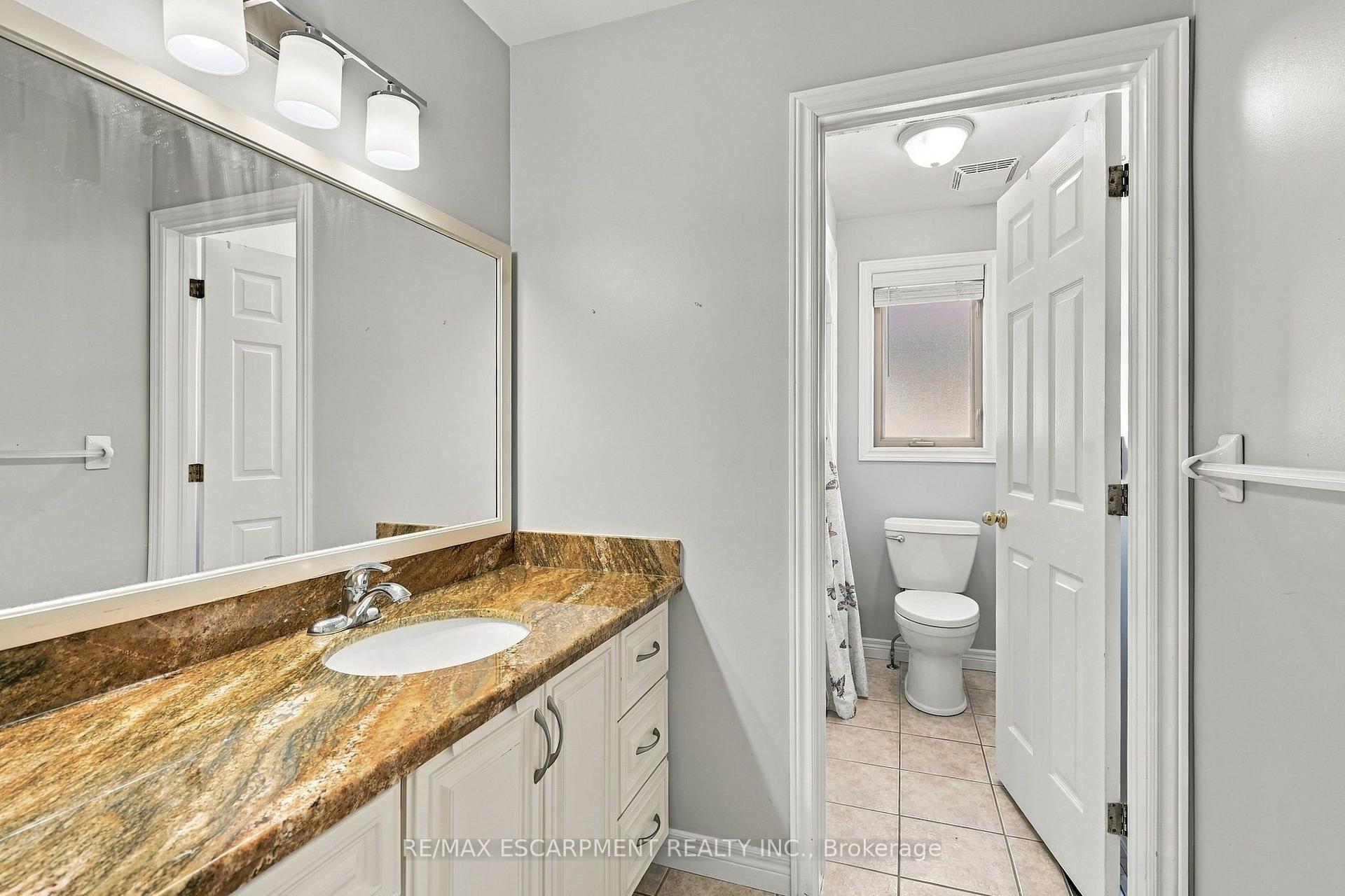 Photo 33 of 194 Southbrook Drive, Hamilton, Binbrook — HOMEH