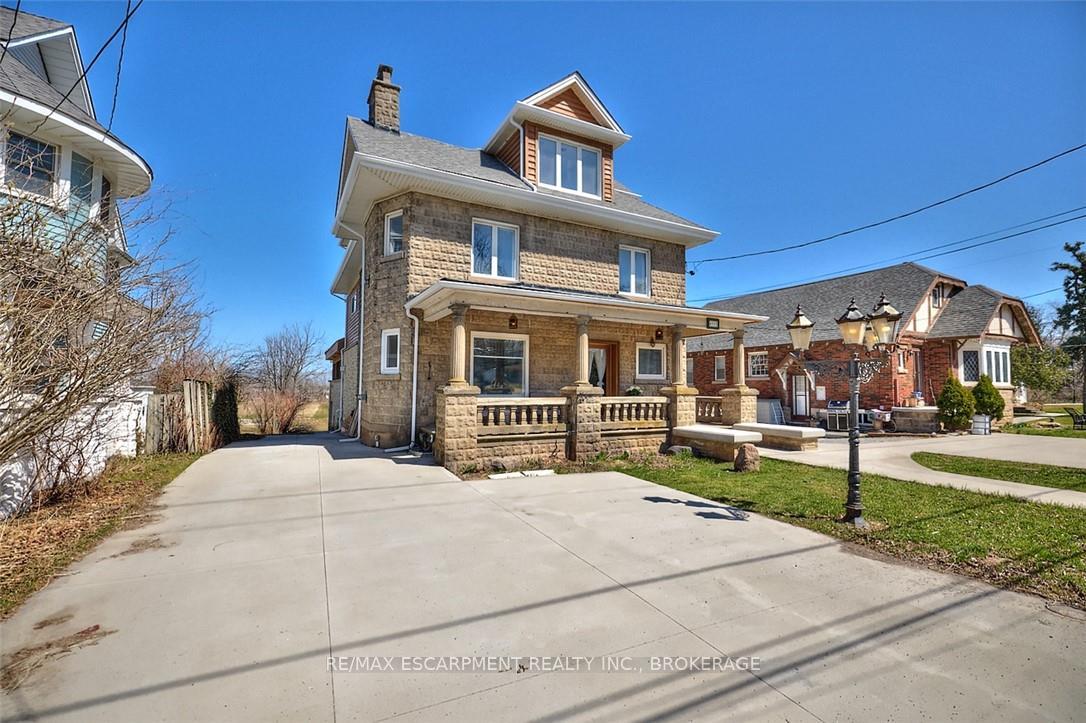 Photo 1 of 4915 King Street, Lincoln, Beamsville — HOMEH