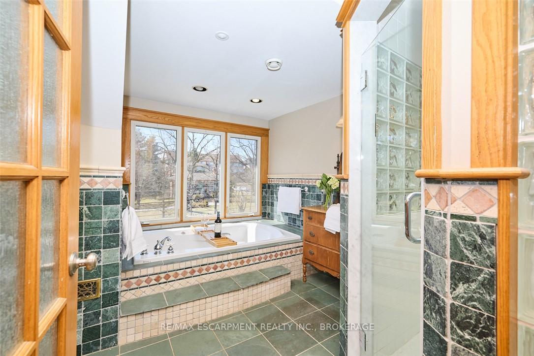Photo 20 of 4915 King Street, Lincoln, Beamsville — HOMEH