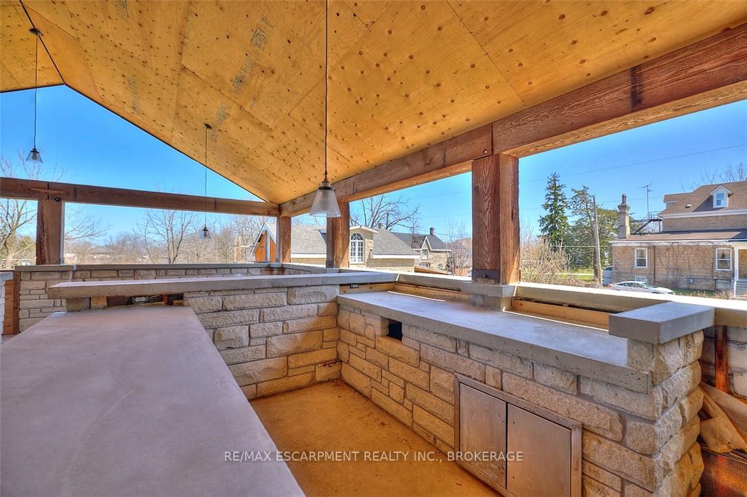Photo 28 of 4915 King Street, Lincoln, Beamsville — HOMEH