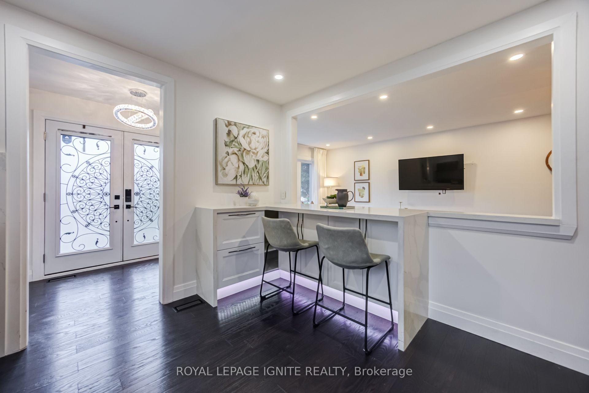 Photo 15 of 585 Grandview Street S, Oshawa, Donevan — HOMEH