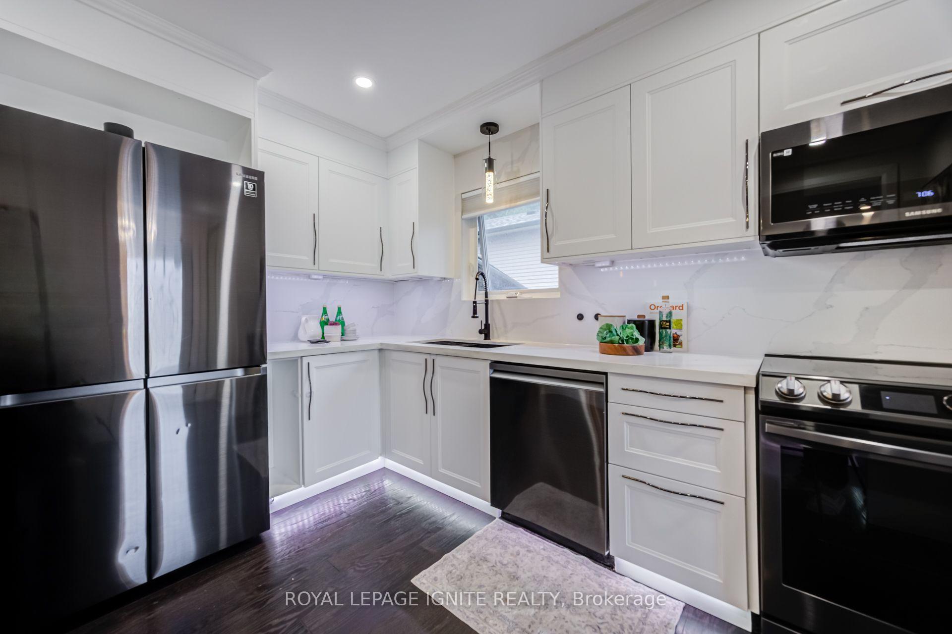 Photo 19 of 585 Grandview Street S, Oshawa, Donevan — HOMEH