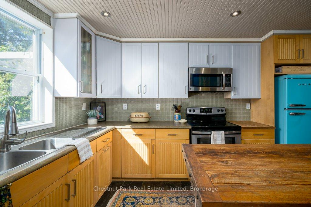 Photo 7 of 1606 County Road 10, Prince Edward County, Athol Ward — HOMEH