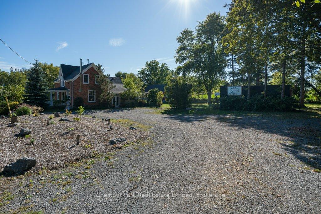 Photo 48 of 1606 County Road 10, Prince Edward County, Athol Ward — HOMEH