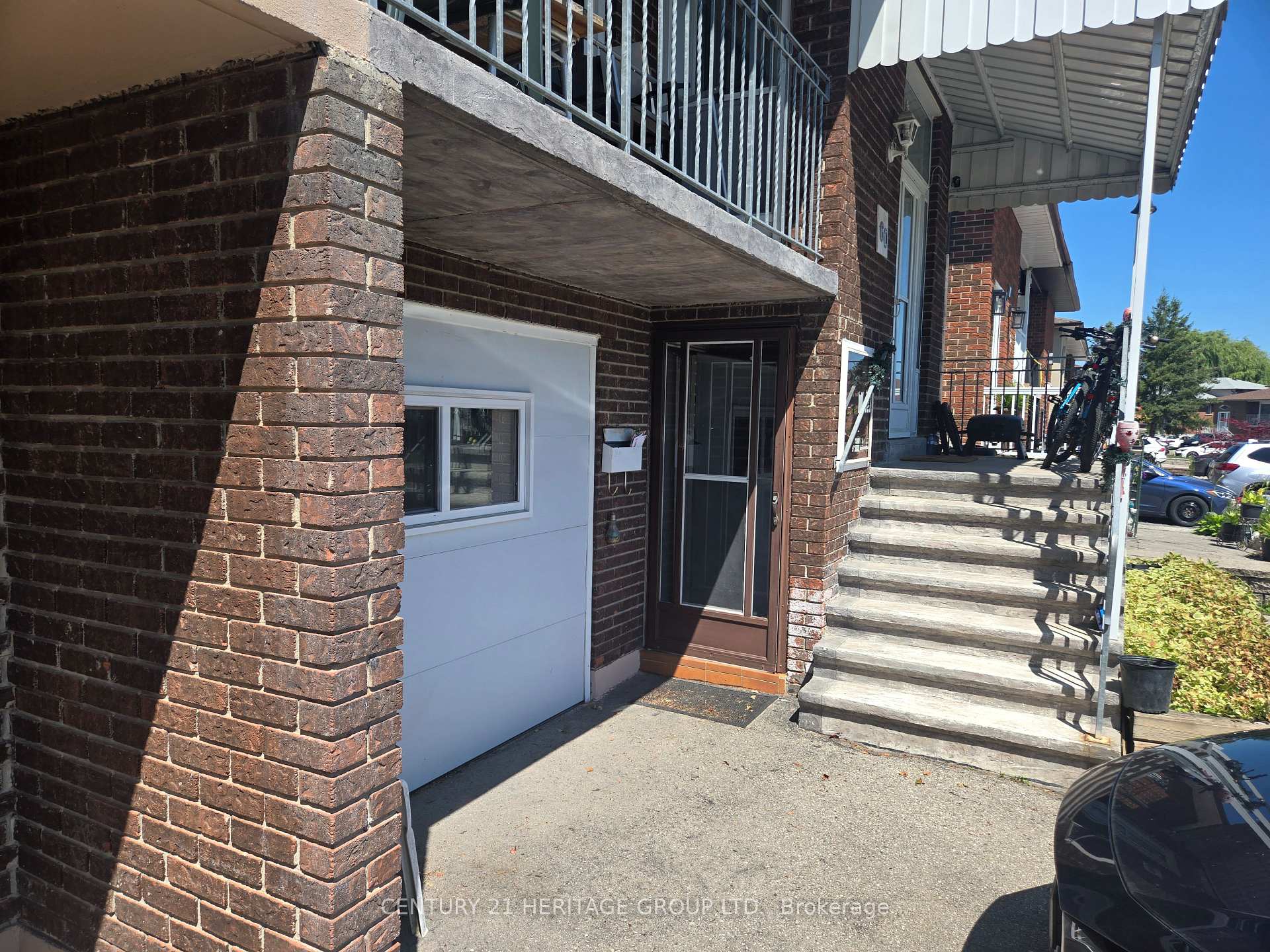 Photo 2 of Unit Bsmt, 60 Albany Drive, Vaughan, West Woodbridge — HOMEH
