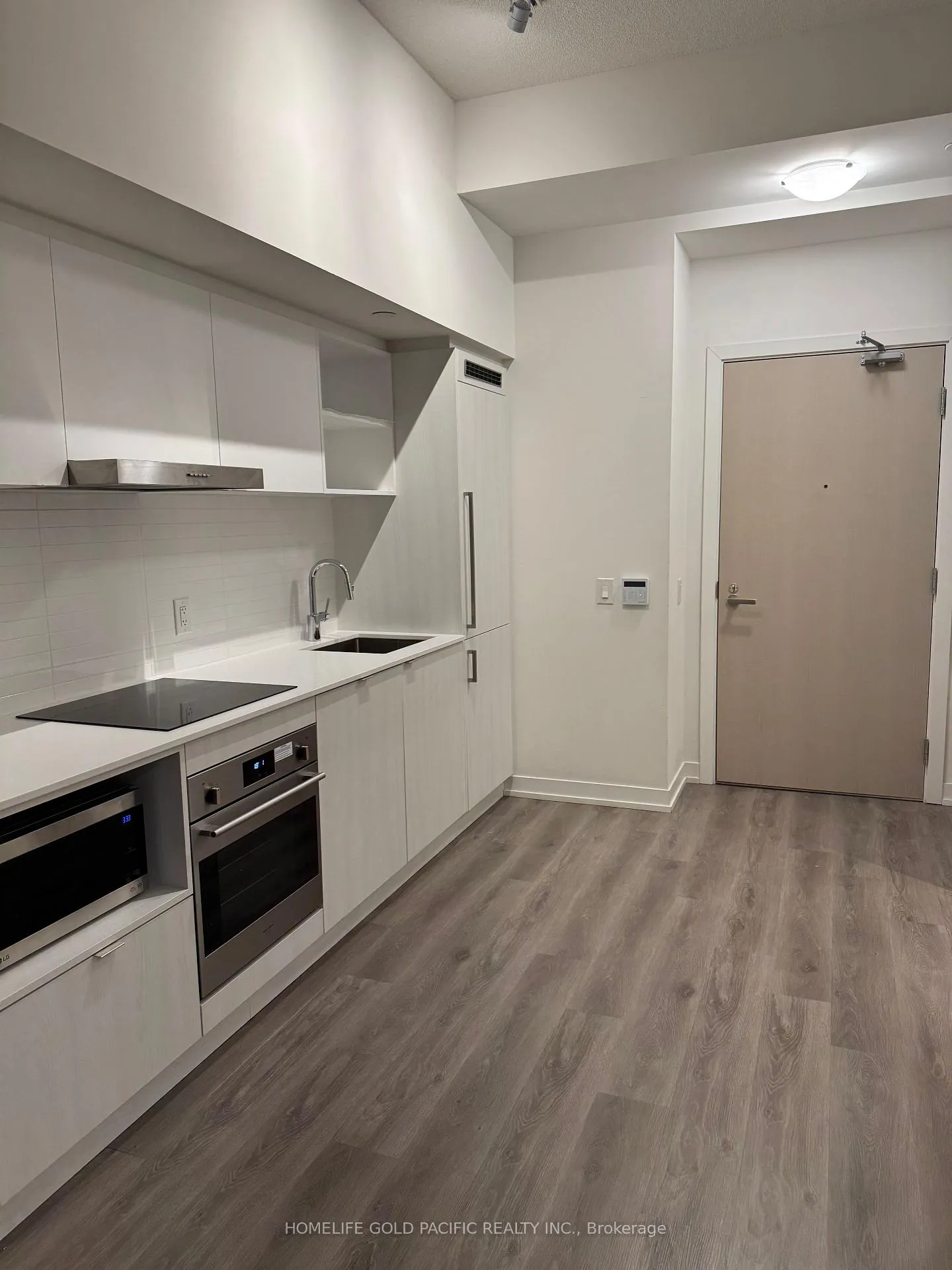 Photo 3 of Unit 5103, 8 Eglinton Avenue E, Toronto, Yonge-Eglinton — HOMEH