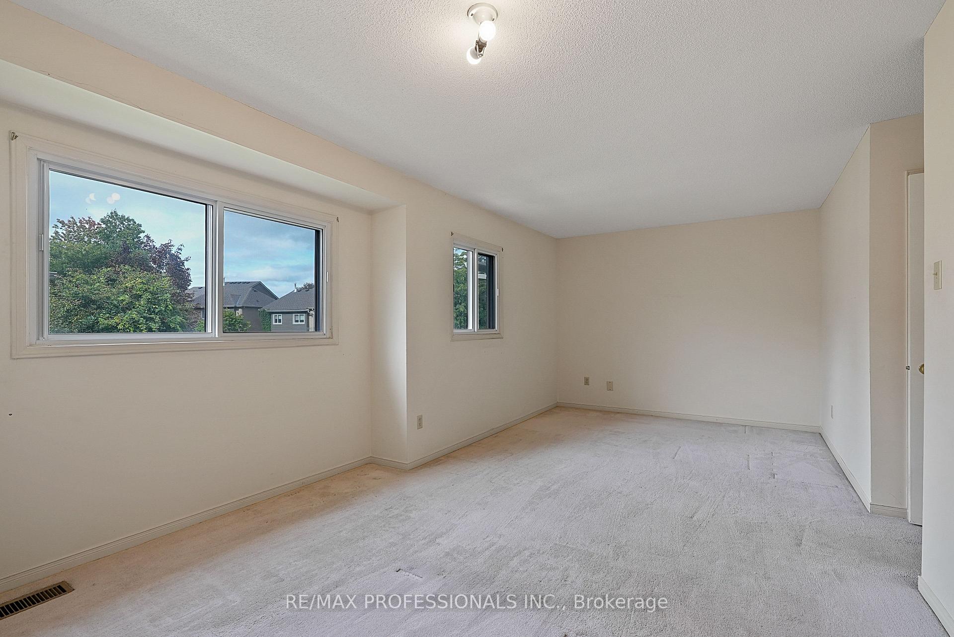 Photo 34 of Unit 12, 3600 Colonial Drive, Mississauga, Erin Mills — HOMEH