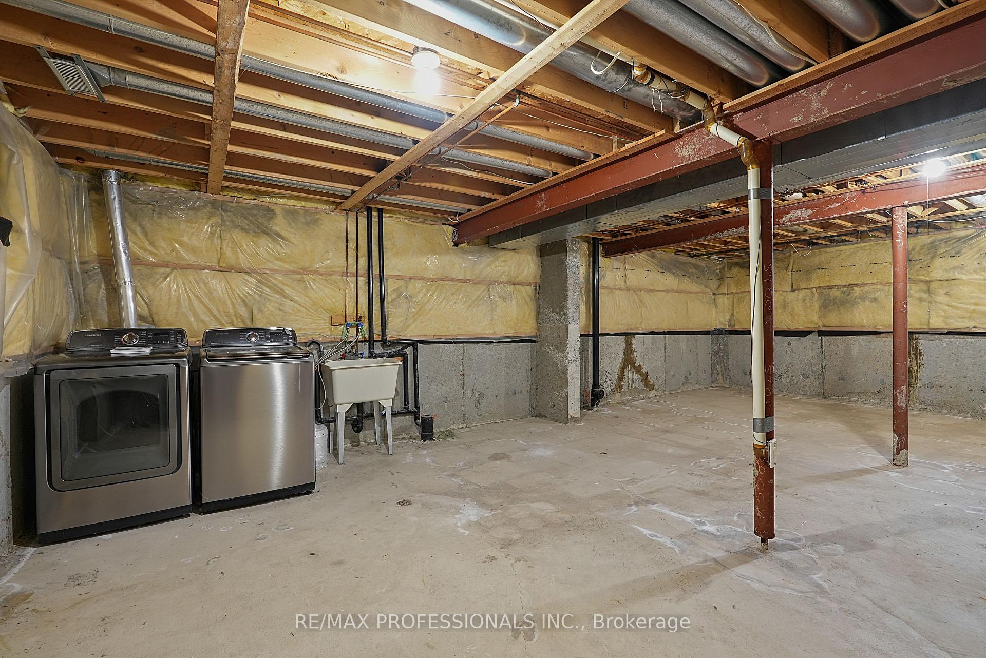 Photo 58 of Unit 12, 3600 Colonial Drive, Mississauga, Erin Mills — HOMEH