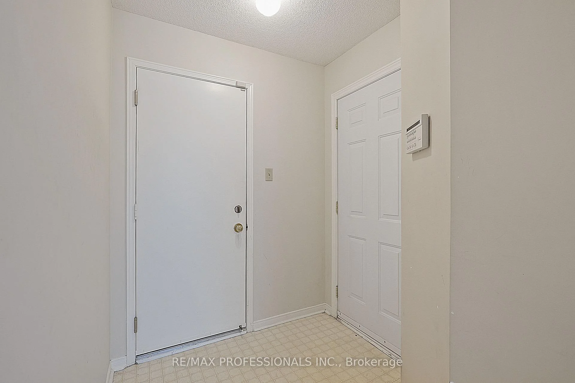 Photo 15 of Unit 12, 3600 Colonial Drive, Mississauga, Erin Mills — HOMEH