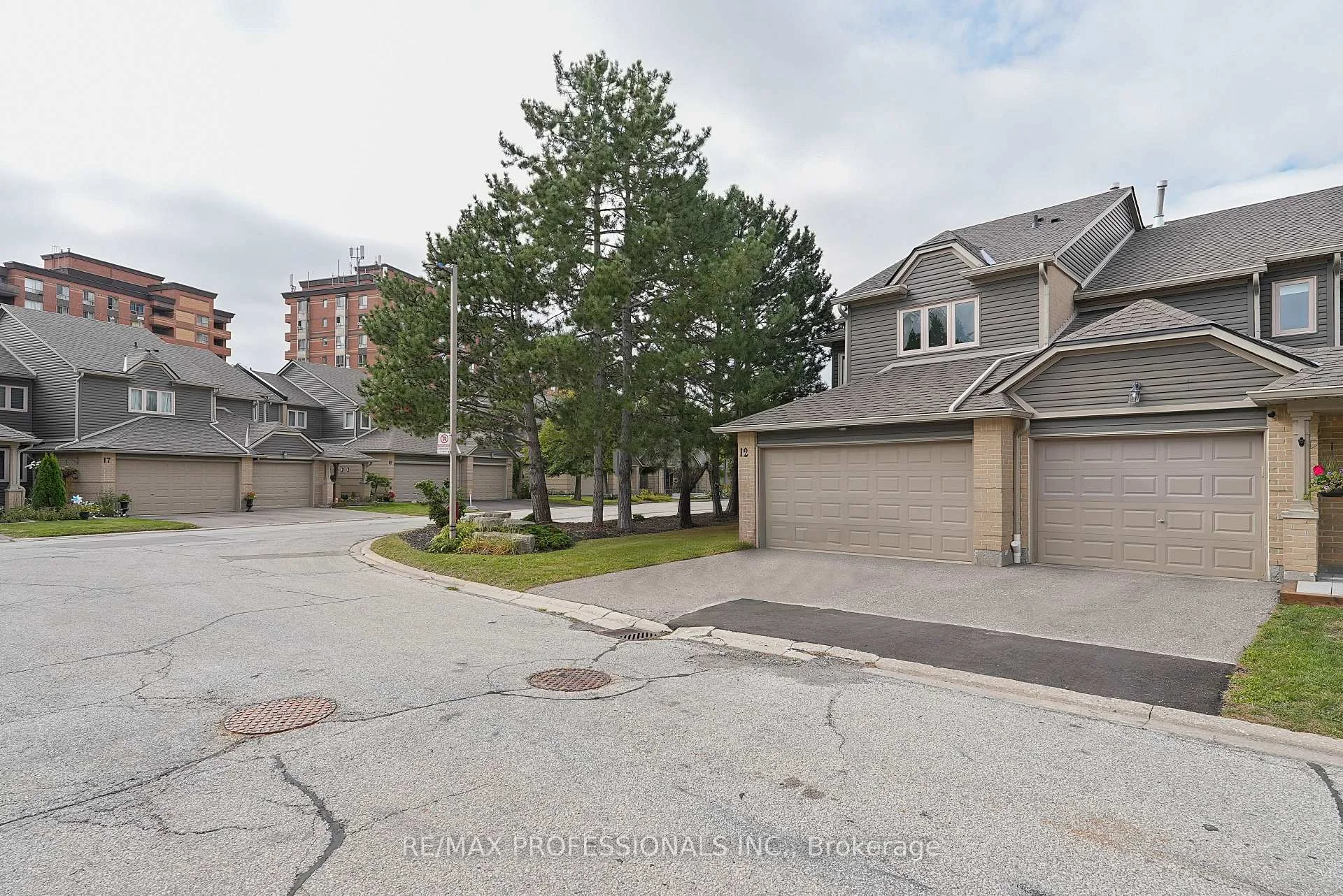 Photo 40 of Unit 12, 3600 Colonial Drive, Mississauga, Erin Mills — HOMEH