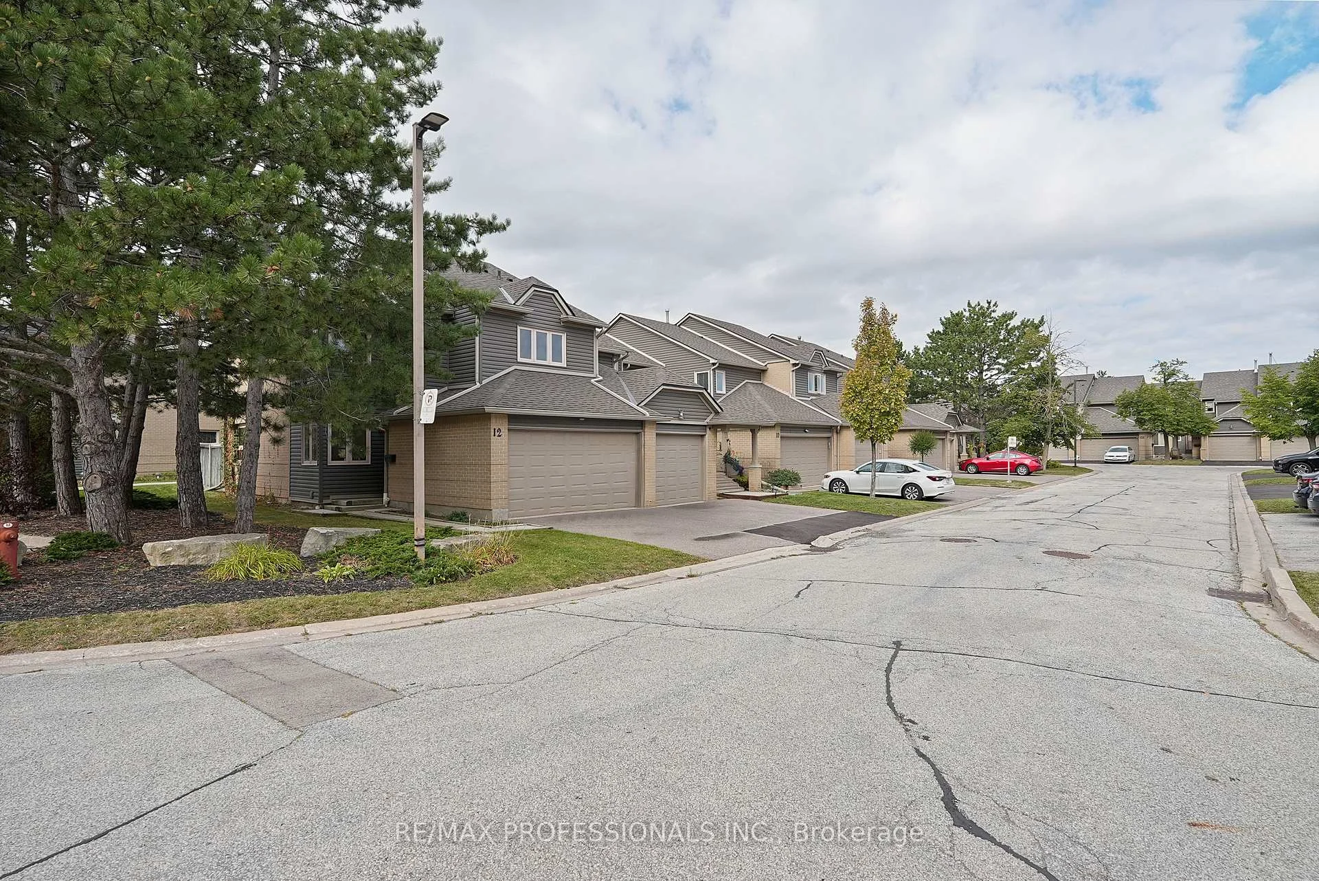 Photo 42 of Unit 12, 3600 Colonial Drive, Mississauga, Erin Mills — HOMEH