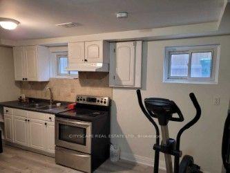 Photo 3 of 6393 Chaumont Crescent, Mississauga, Meadowvale — HOMEH
