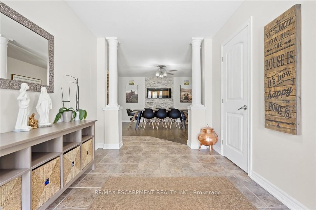 Photo 4 of 23 Winners Way, Hamilton, Binbrook — HOMEH