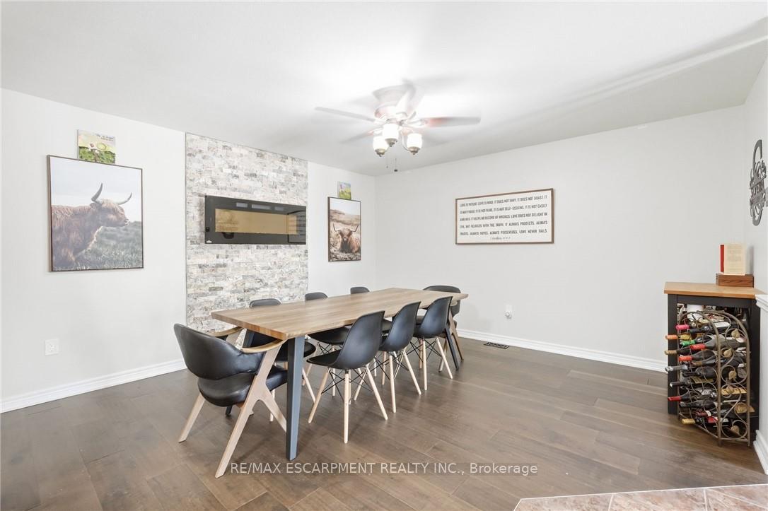 Photo 5 of 23 Winners Way, Hamilton, Binbrook — HOMEH