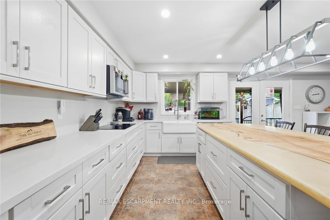 Photo 11 of 23 Winners Way, Hamilton, Binbrook — HOMEH