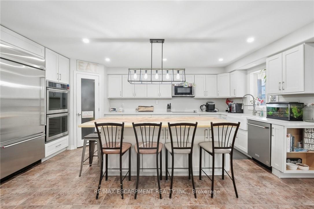 Photo 12 of 23 Winners Way, Hamilton, Binbrook — HOMEH