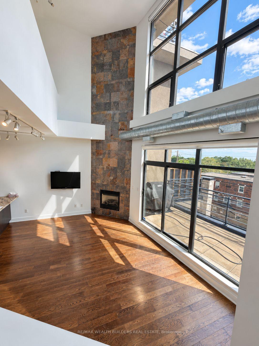 Photo 7 of Unit 408, 160 Fallingbrook Road, Scarborough, Birchcliffe-Cliffside — HOMEH