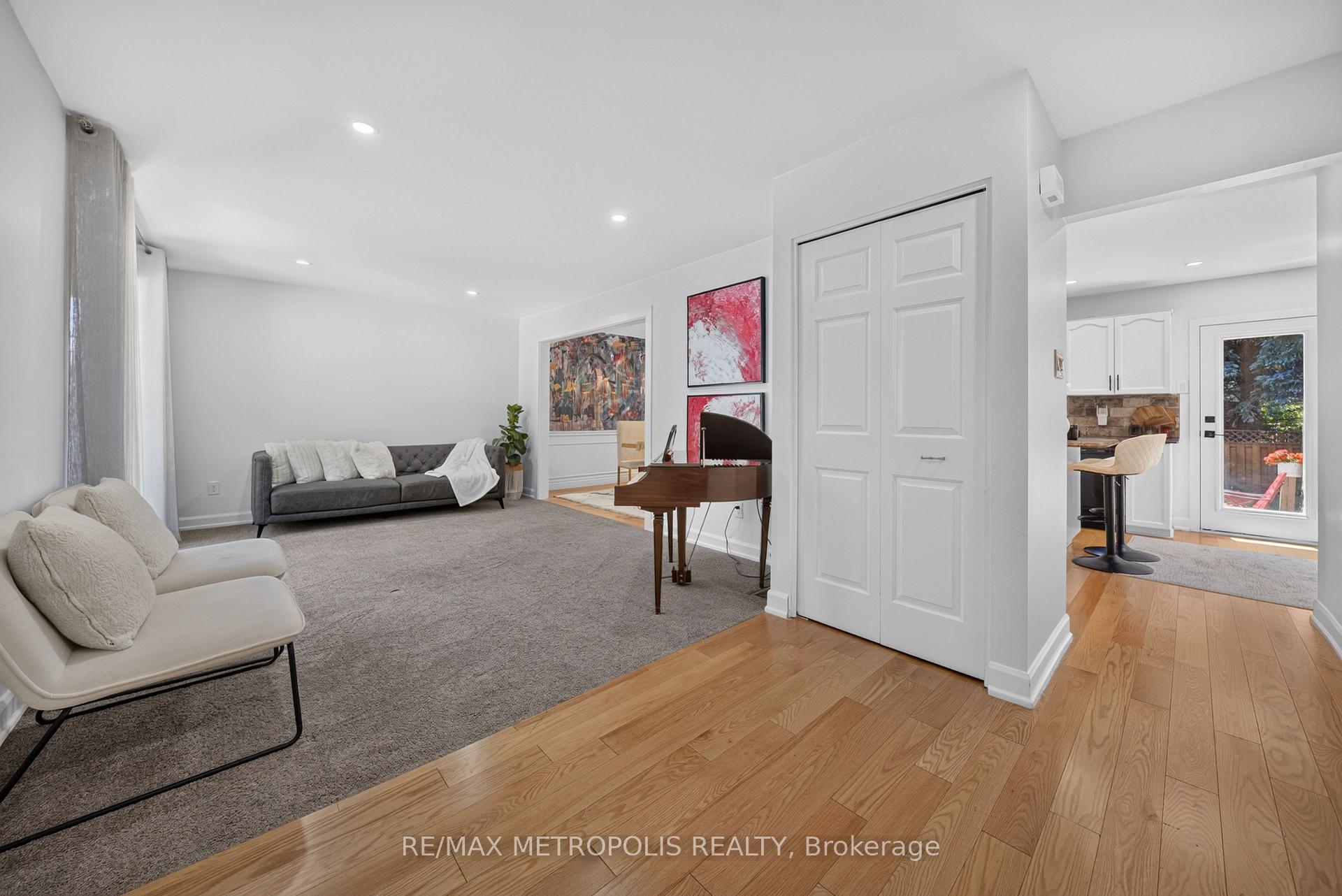 Photo 28 of 29 Winter Way, Brantford, West Brant — HOMEH