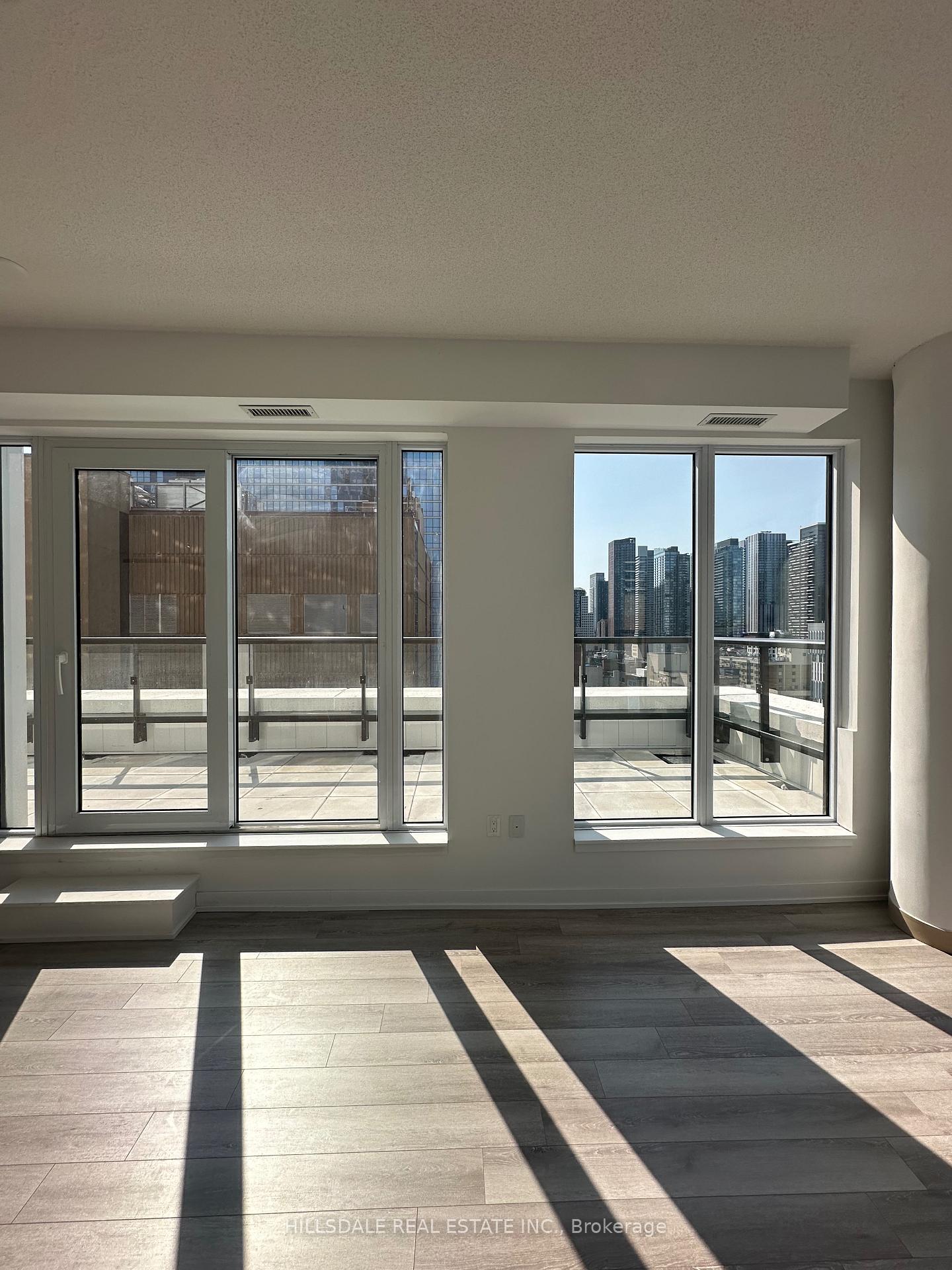 Photo 11 of Unit 1220, 121 St Patrick Street, Toronto, Kensington-Chinatown — HOMEH