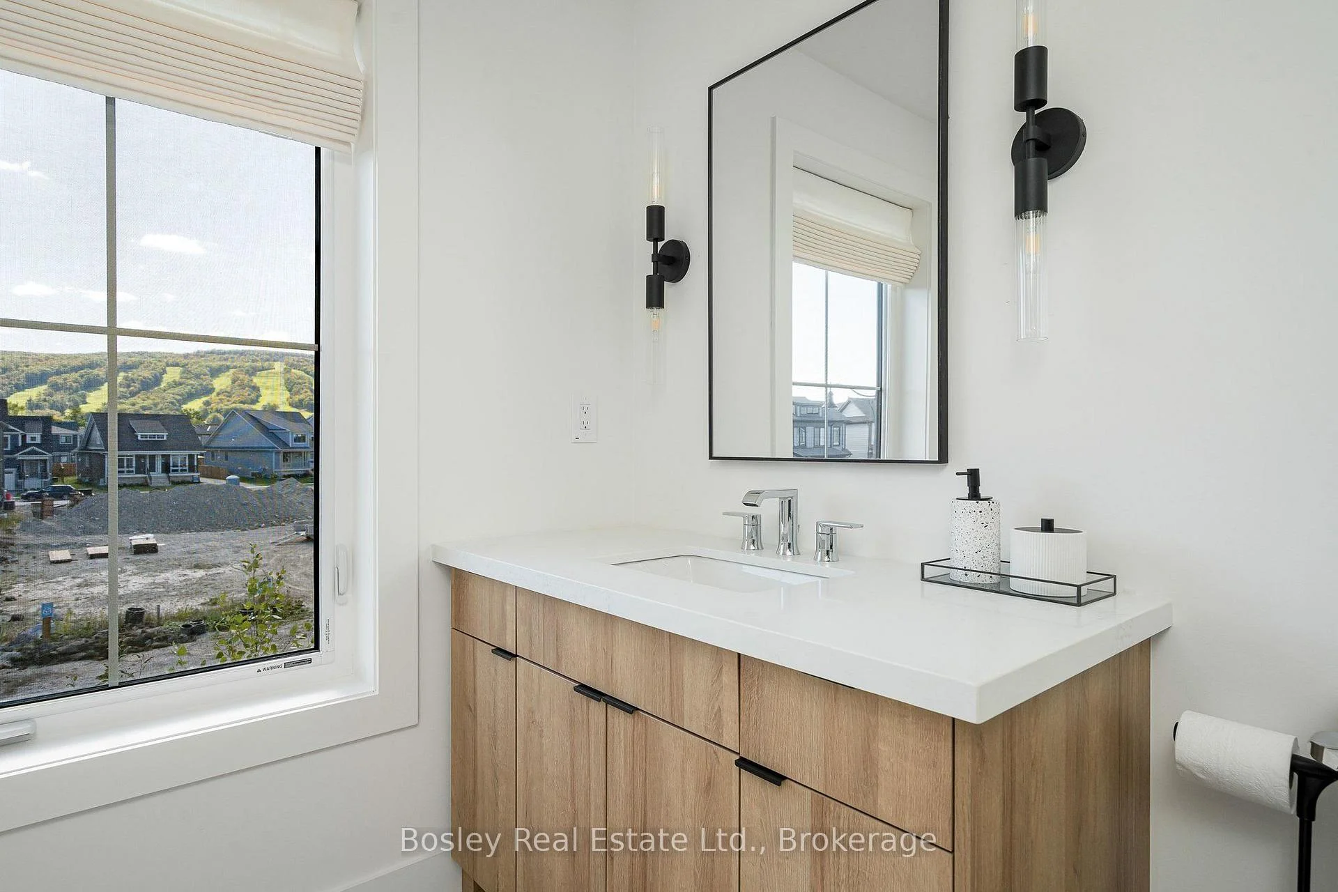 Photo 24 of 166 Chestnut Street, Blue Mountains — HOMEH