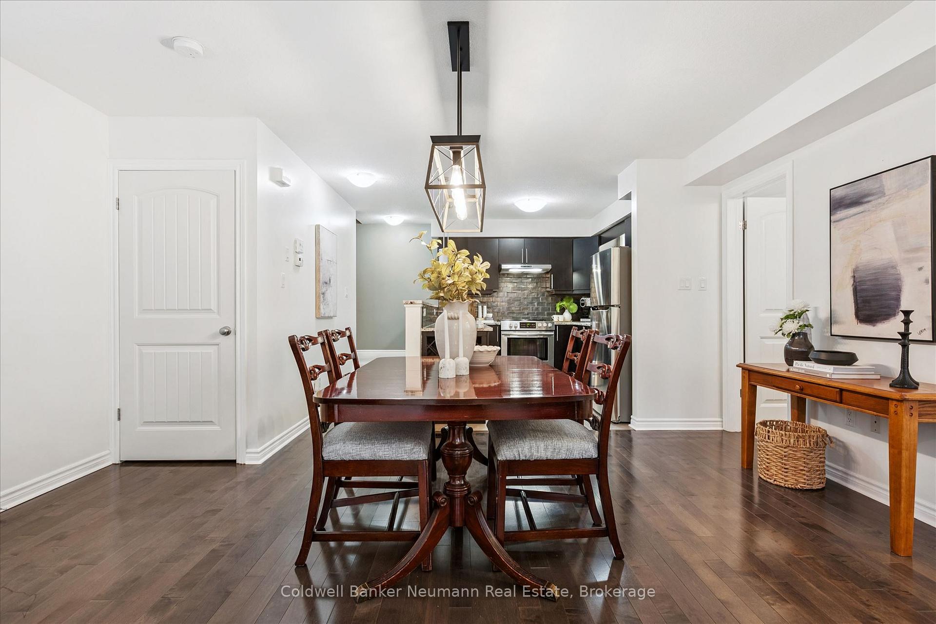 Photo 10 of Unit 9, 100 Frederick Drive, Guelph, Pineridge/Westminster Woods — HOMEH