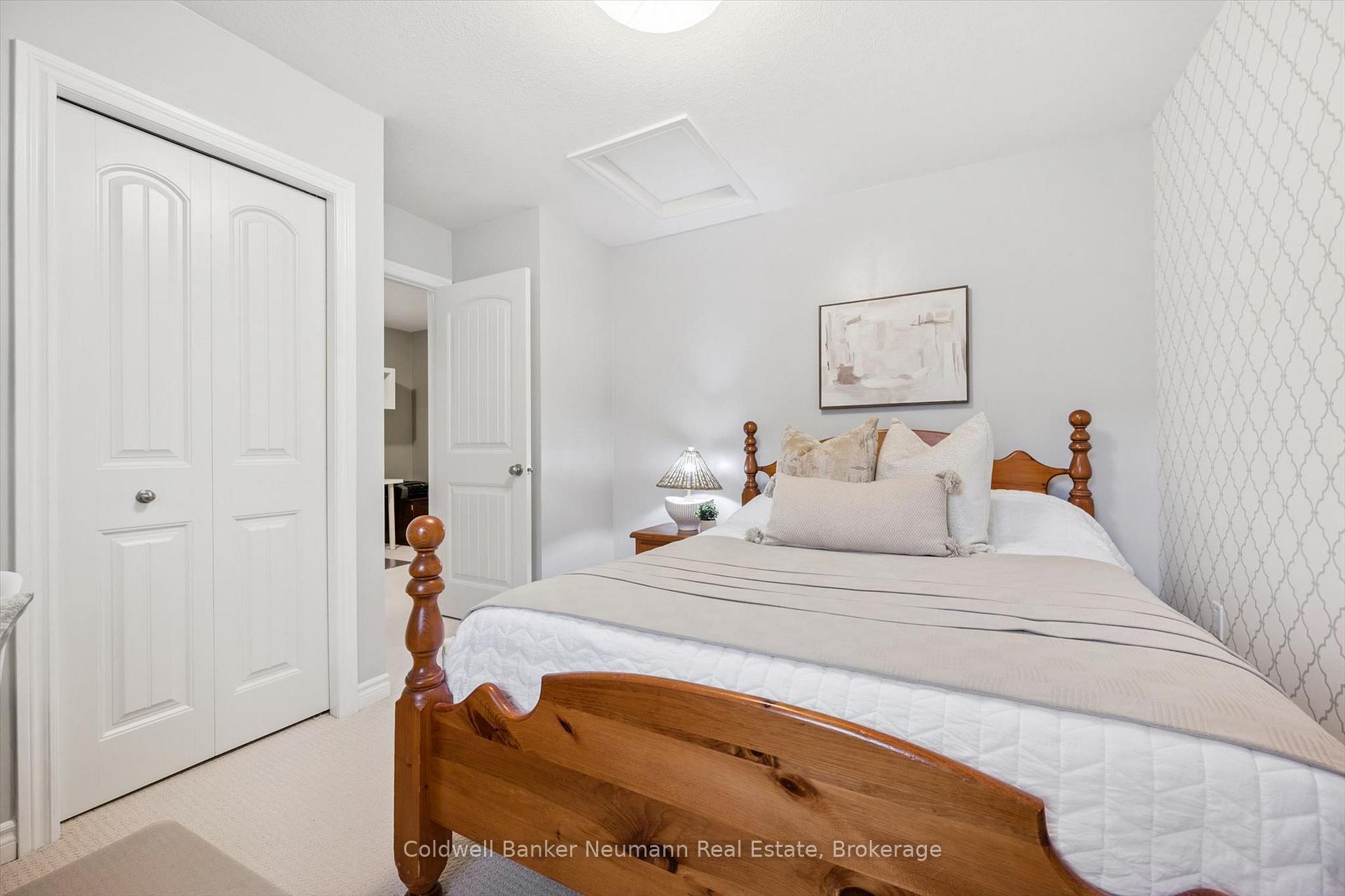 Photo 23 of Unit 9, 100 Frederick Drive, Guelph, Pineridge/Westminster Woods — HOMEH