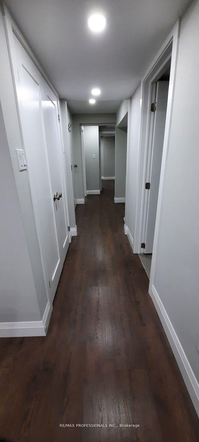 Photo 9 of Unit Lower, 19 Elmbrook Crescent, Etobicoke, Eringate-Centennial-West Deane — HOMEH