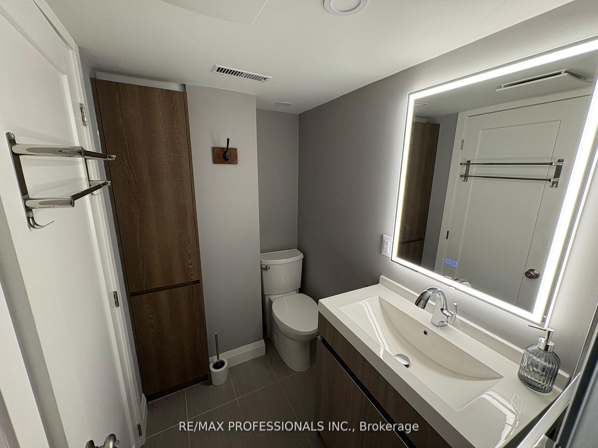 Photo 17 of Unit Lower, 19 Elmbrook Crescent, Etobicoke, Eringate-Centennial-West Deane — HOMEH
