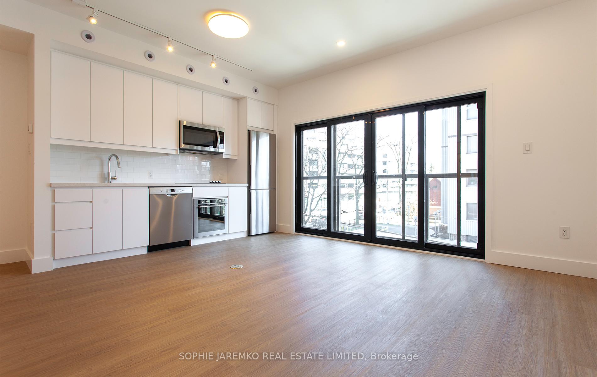 Photo 7 of Unit 5, 415 Roncesvalles Avenue, Toronto, Roncesvalles — HOMEH