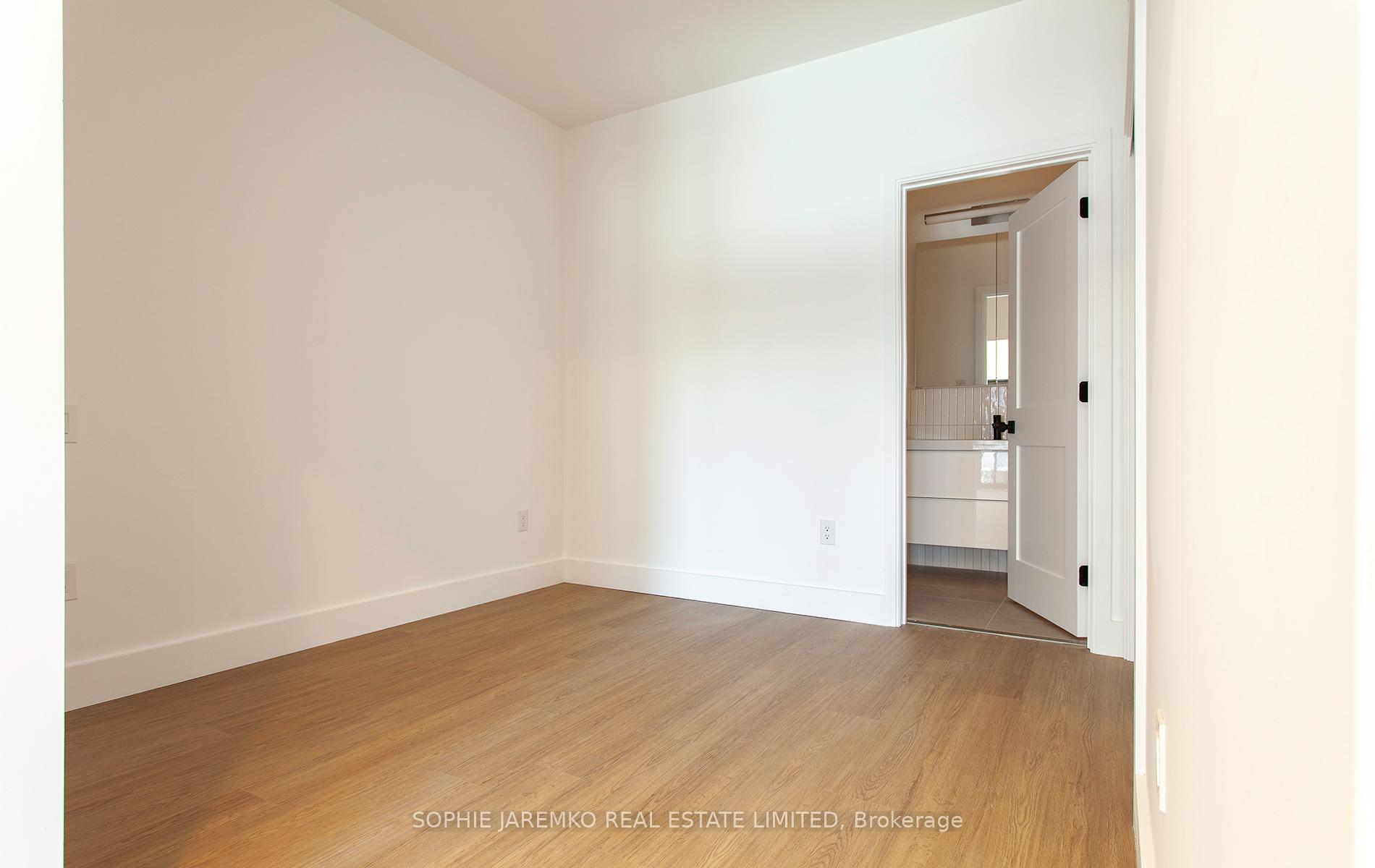 Photo 18 of Unit 5, 415 Roncesvalles Avenue, Toronto, Roncesvalles — HOMEH