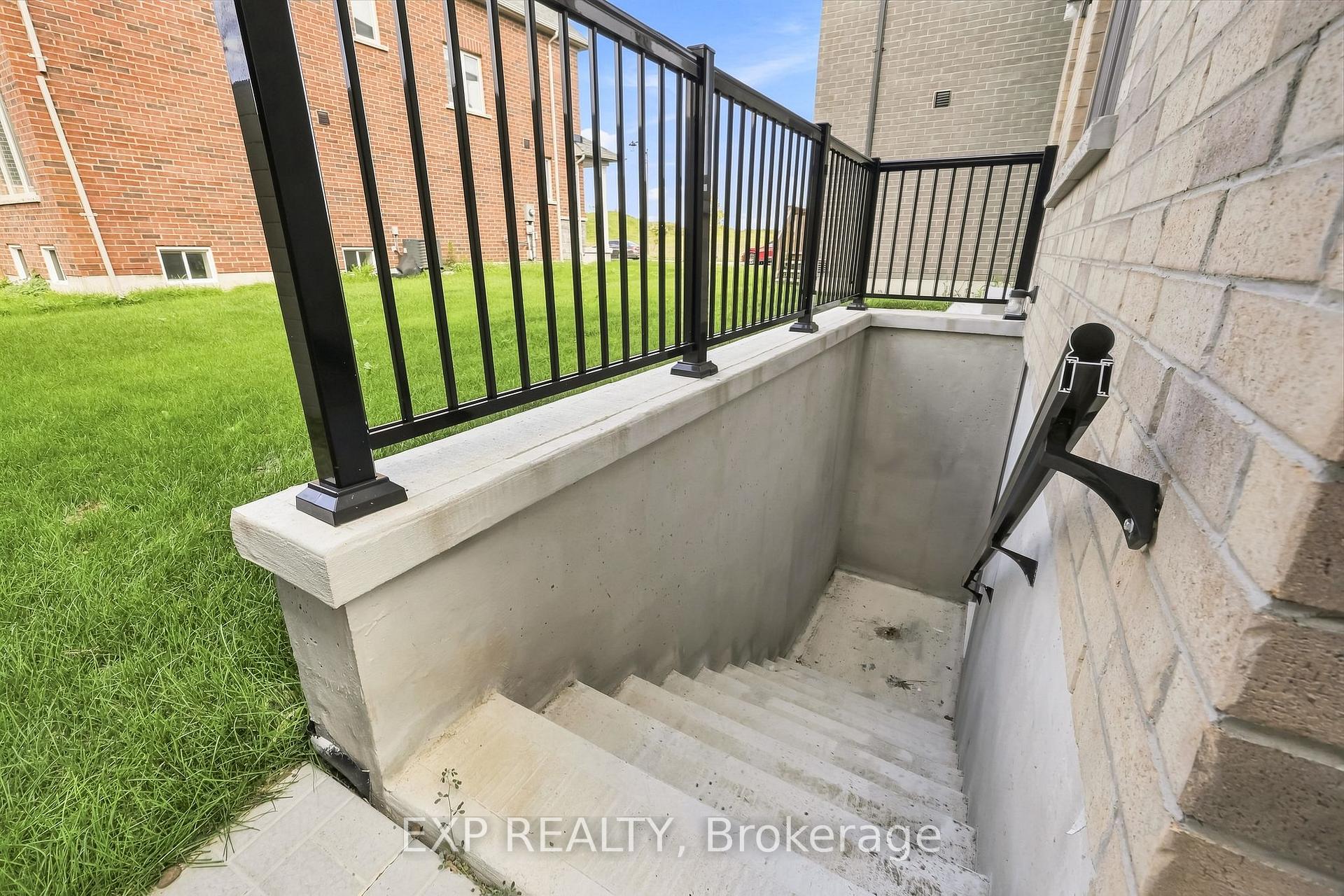 Photo 43 of 2144 Hallandale Street, Oshawa, Kedron — HOMEH