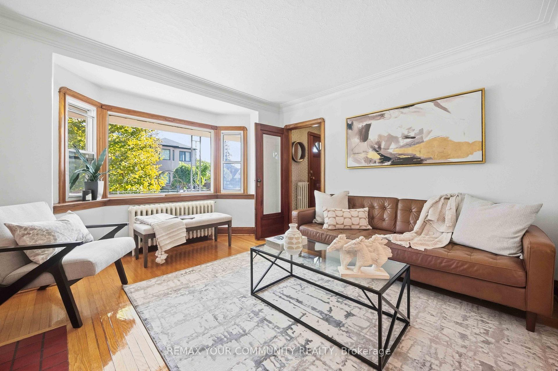 Photo 12 of 4 Crestland Avenue, Toronto, Danforth Village-East York — HOMEH