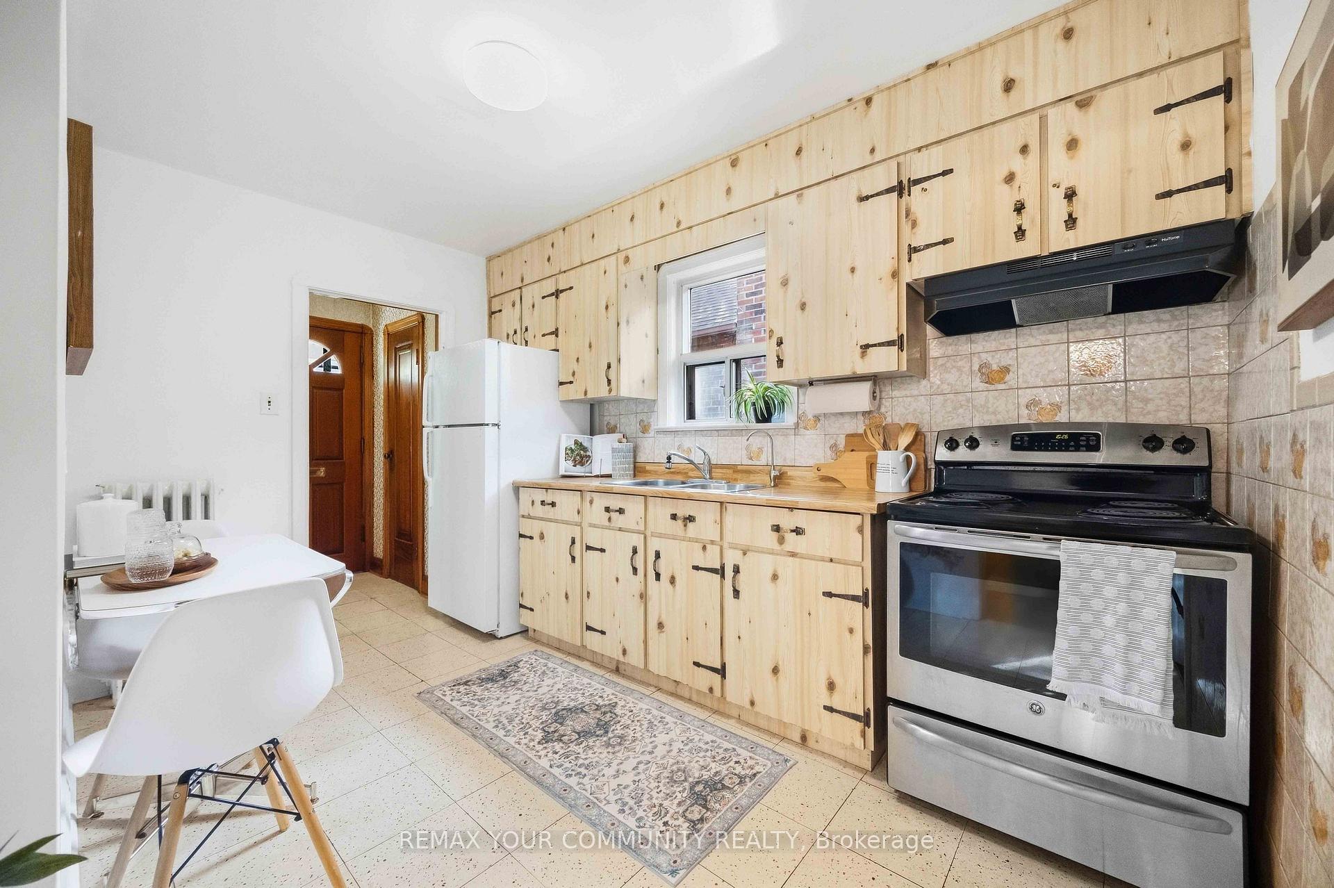Photo 23 of 4 Crestland Avenue, Toronto, Danforth Village-East York — HOMEH