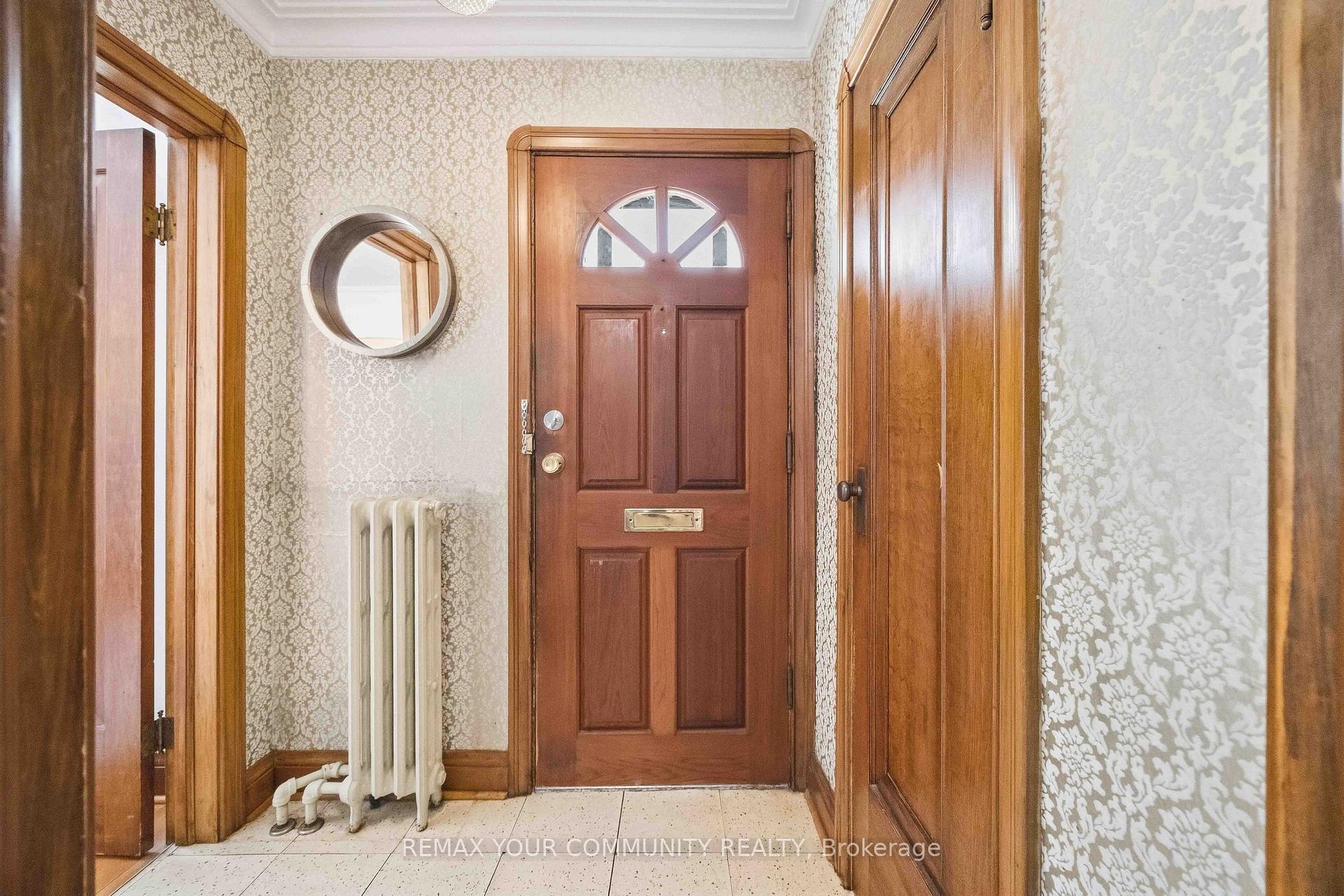 Photo 29 of 4 Crestland Avenue, Toronto, Danforth Village-East York — HOMEH