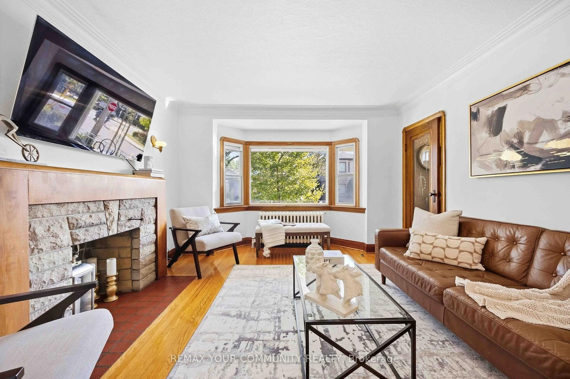 Photo 17 of 4 Crestland Avenue, Toronto, Danforth Village-East York — HOMEH