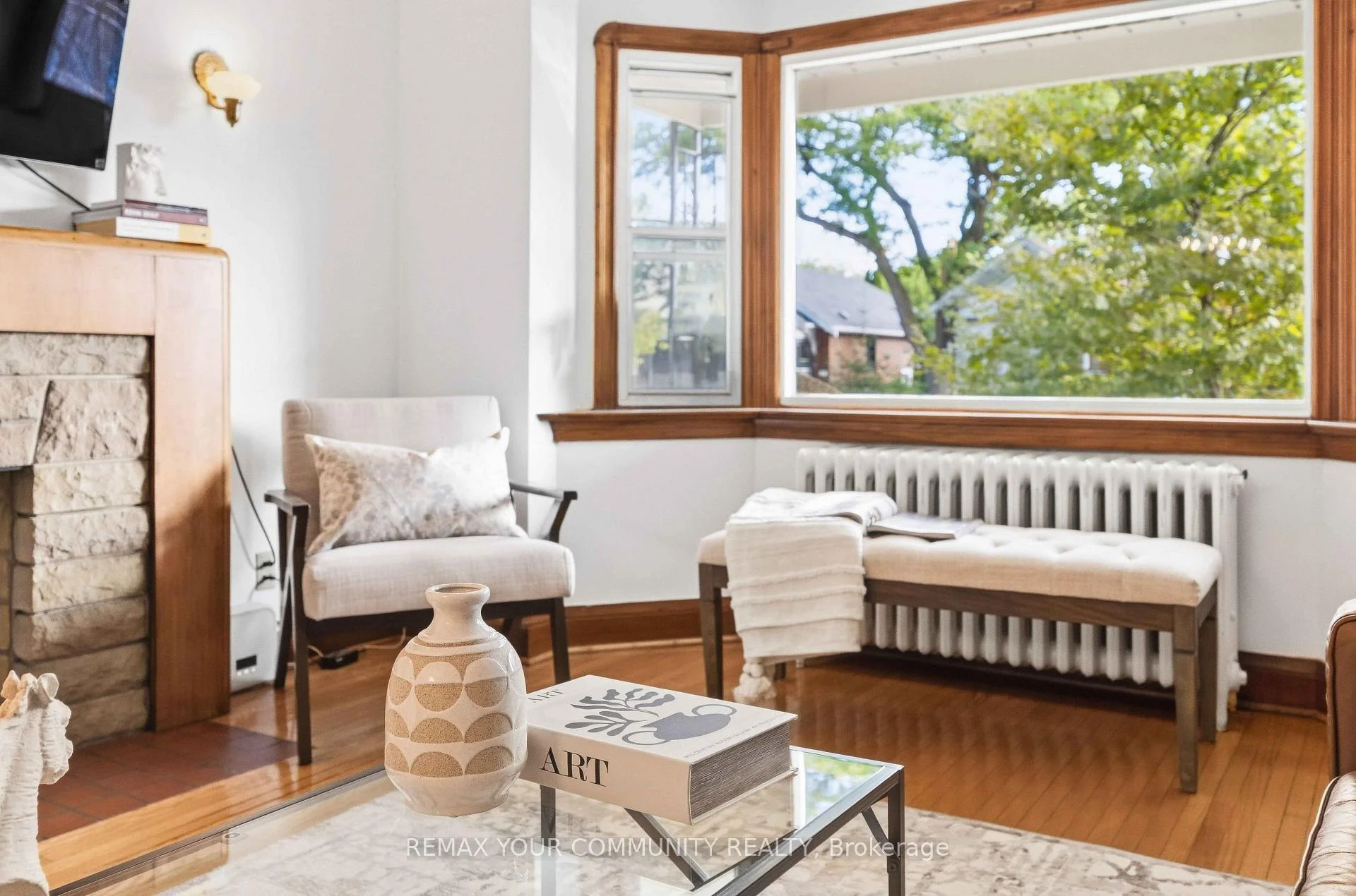 Photo 19 of 4 Crestland Avenue, Toronto, Danforth Village-East York — HOMEH