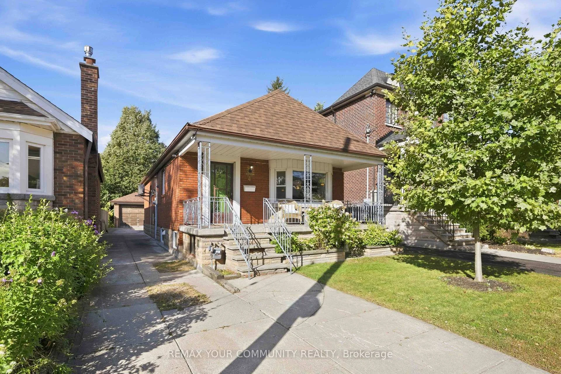 Photo 36 of 4 Crestland Avenue, Toronto, Danforth Village-East York — HOMEH