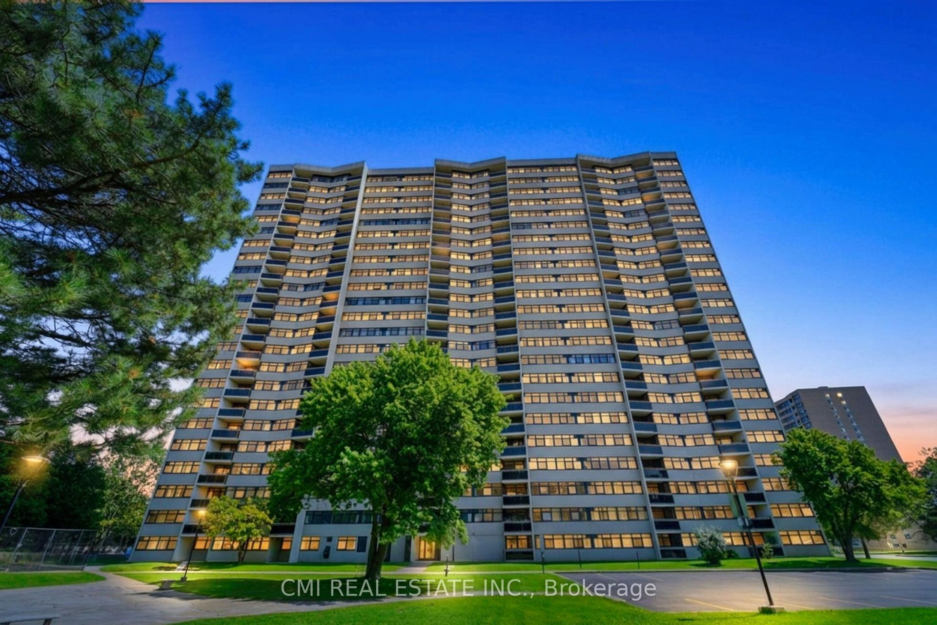 Photo of Unit 603, 100 Echo Point