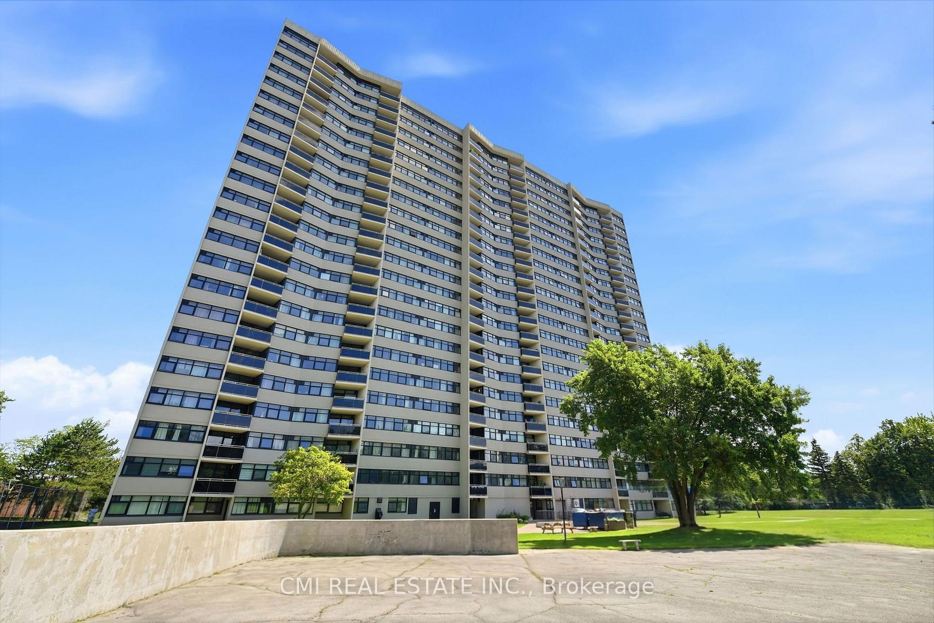 Photo 3 of Unit 603, 100 Echo Point, Scarborough, L'Amoreaux — HOMEH