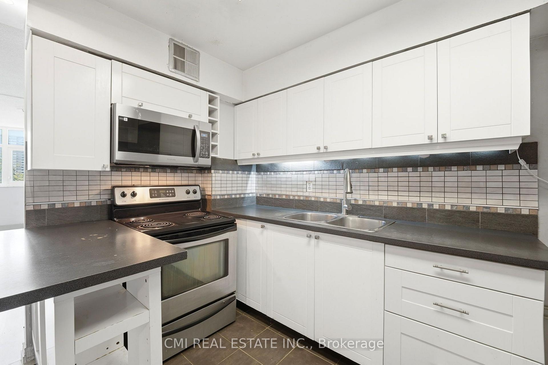 Photo 15 of Unit 603, 100 Echo Point, Scarborough, L'Amoreaux — HOMEH