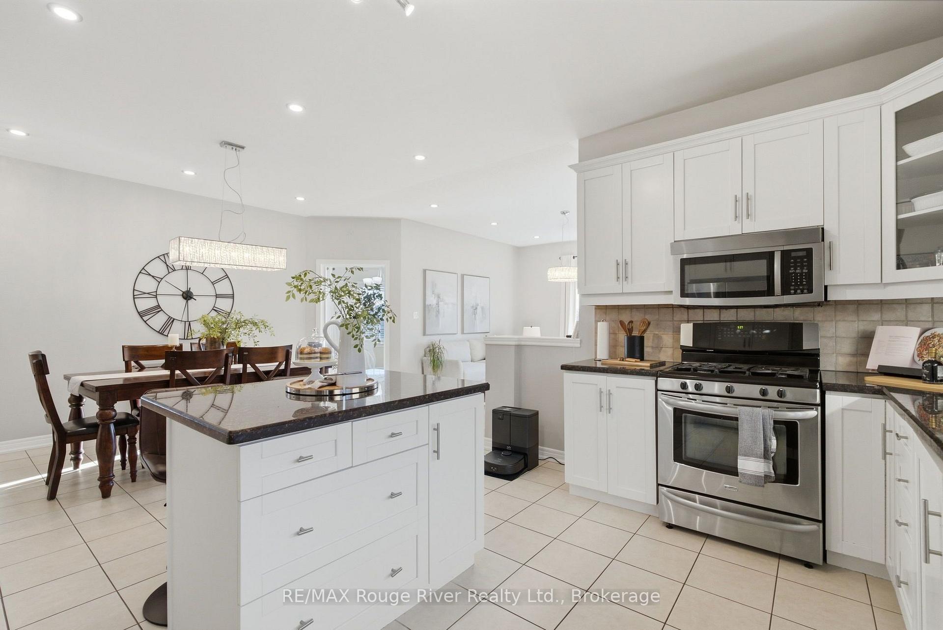 Photo 11 of 758 Coldstream Drive, Oshawa, Samac — HOMEH