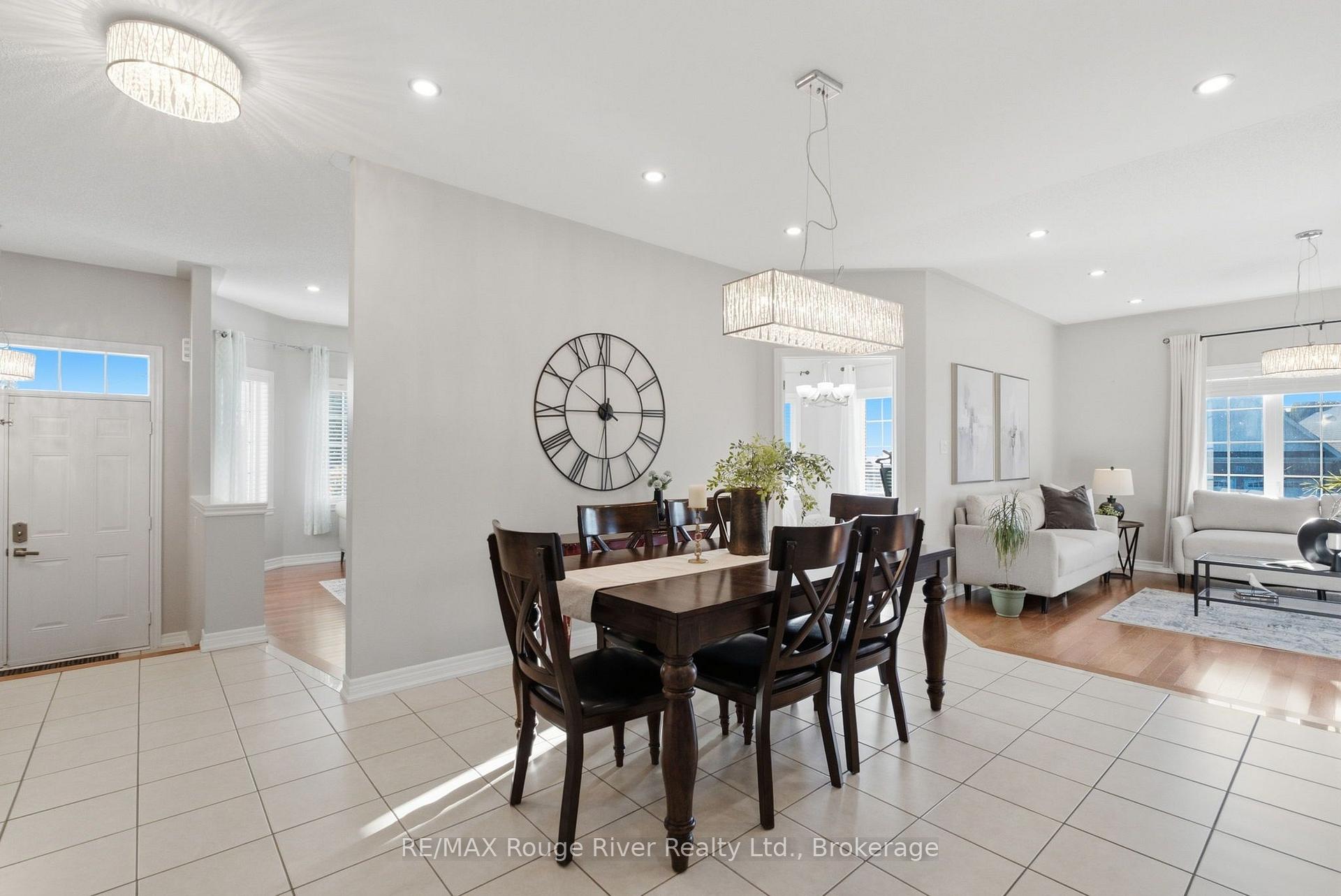 Photo 13 of 758 Coldstream Drive, Oshawa, Samac — HOMEH