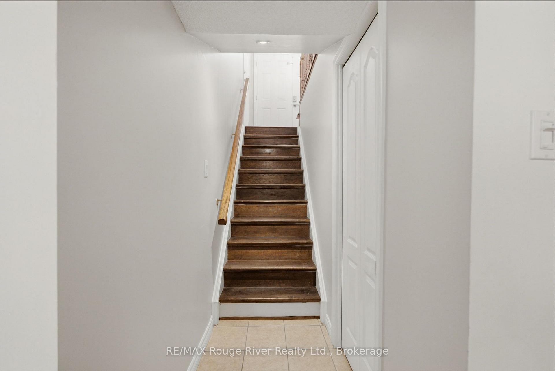 Photo 25 of 758 Coldstream Drive, Oshawa, Samac — HOMEH