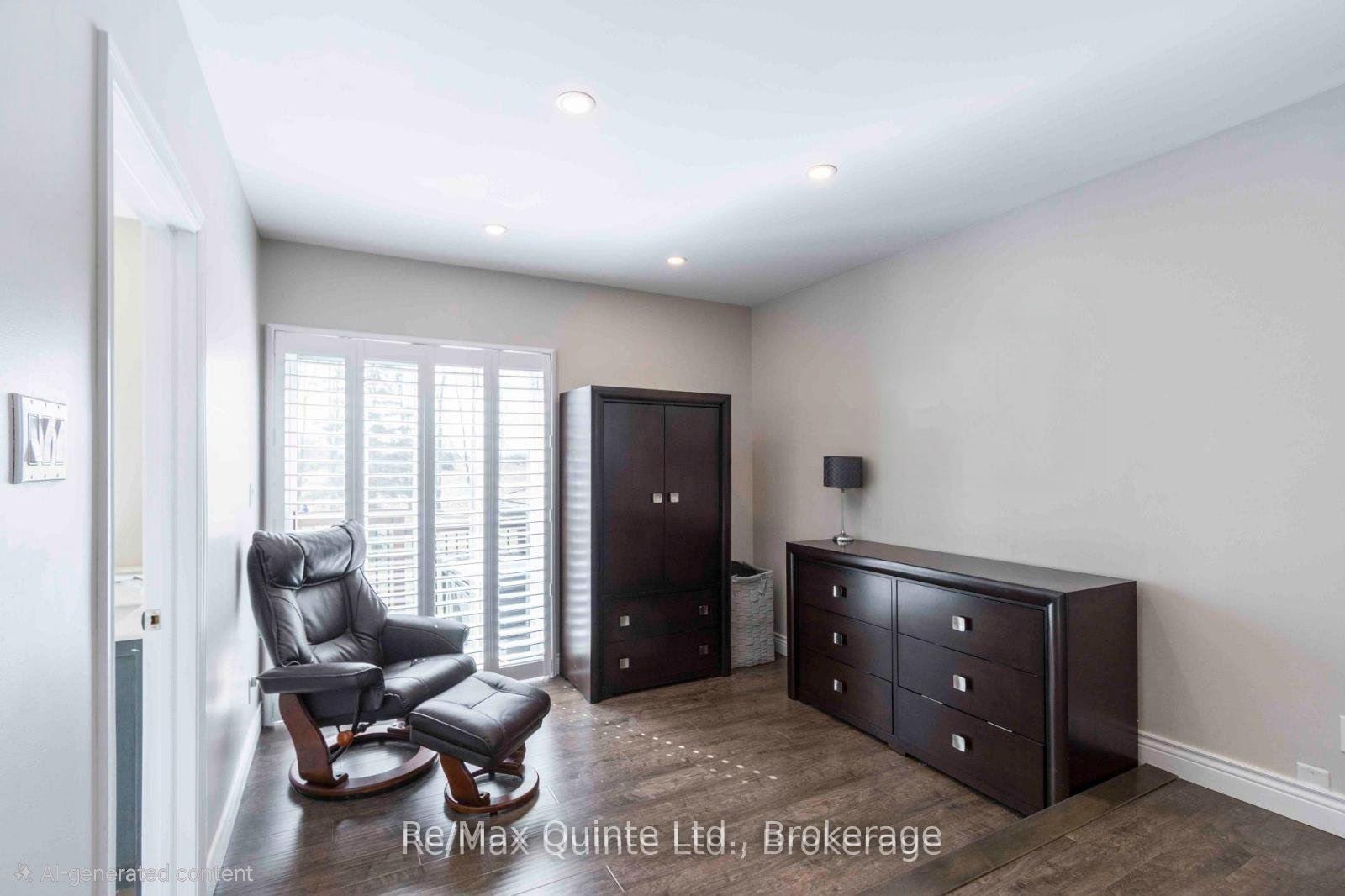 Photo 13 of 43 Frankford Road, Belleville, Thurlow Ward — HOMEH