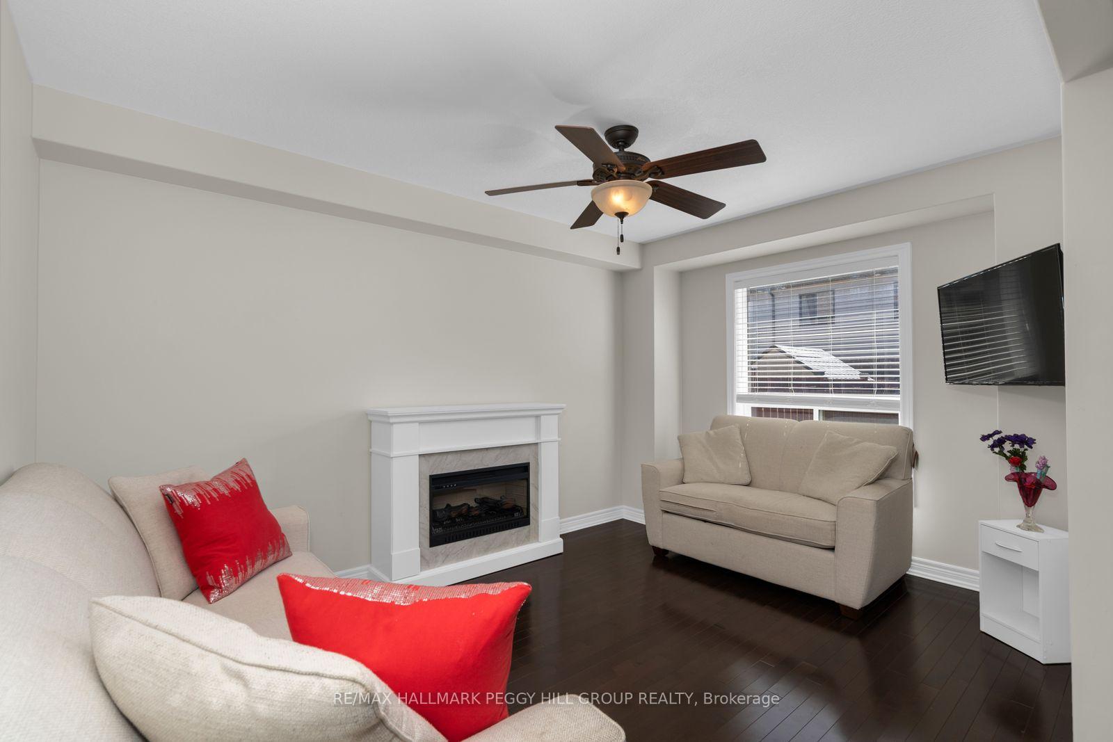 Photo 3 of 985 Cook Drive, Midland — HOMEH
