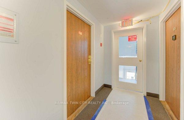 Photo 4 of Unit 27, 3085 Kingsway Drive, Kitchener, Vanier - Kitchener — HOMEH
