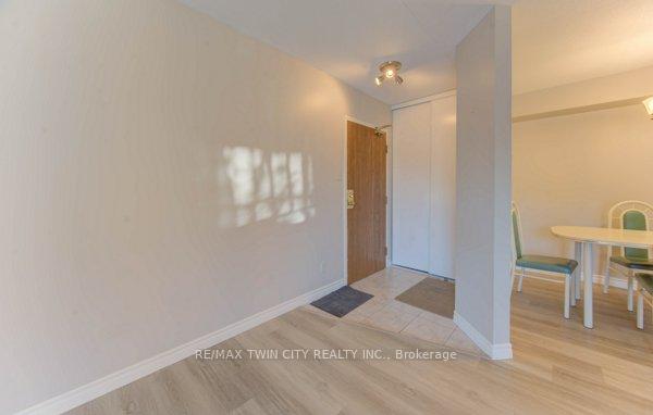 Photo 5 of Unit 27, 3085 Kingsway Drive, Kitchener, Vanier - Kitchener — HOMEH